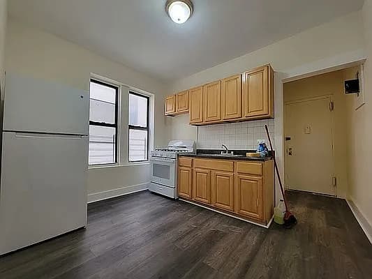 3 Bedroom apartment in Sunset Park