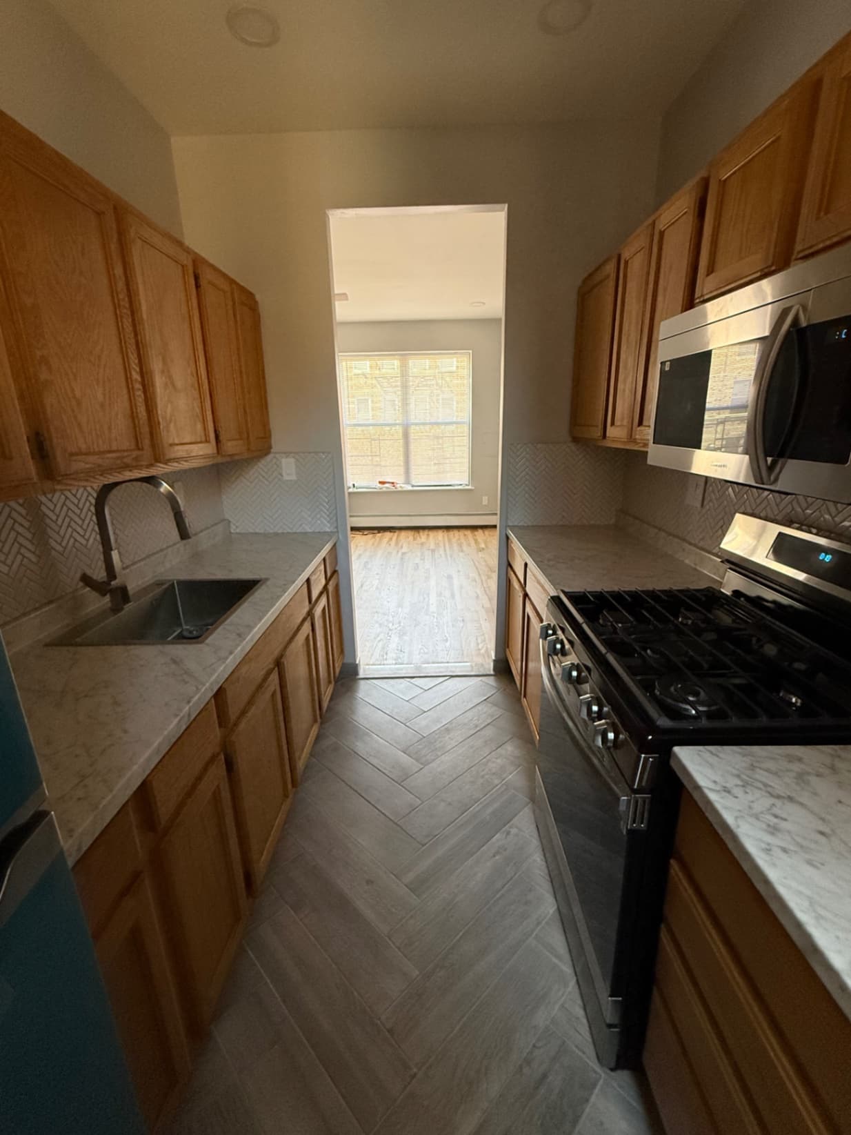 3BR apartment near Brookdale