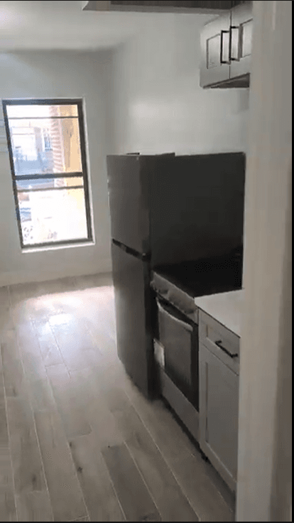 Studio apartment in Bronx